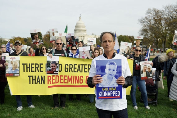 Rabbi Jonah Pesner and Hostage Families