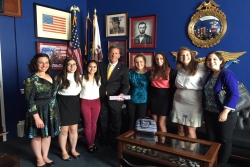 Amy Singer, interfaith coalition members meet with Rep. Dold
