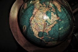 Image of a globe, zoomed in on the United States